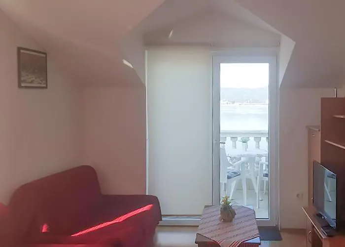 Awesome In Rogotin-ploce Apartament Rogotin