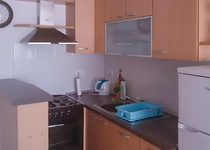 Awesome In Rogotin-ploce Apartament