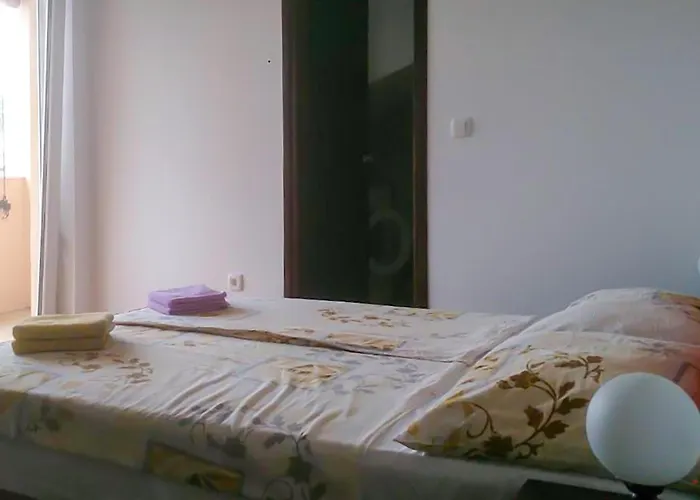 Apartment Awesome In Rogotin-ploce